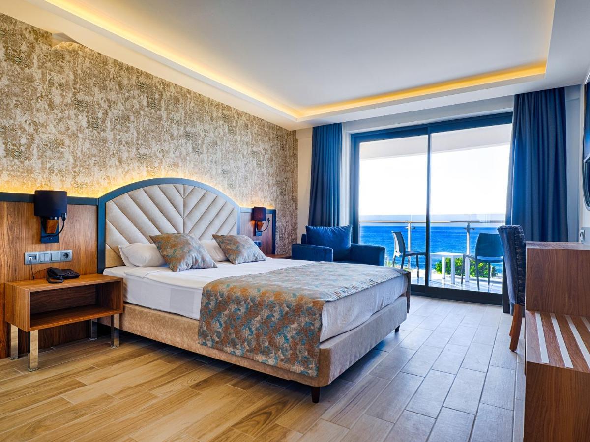 Grand Uysal Beach & Spa Hotel 阿拉尼亚 外观 照片