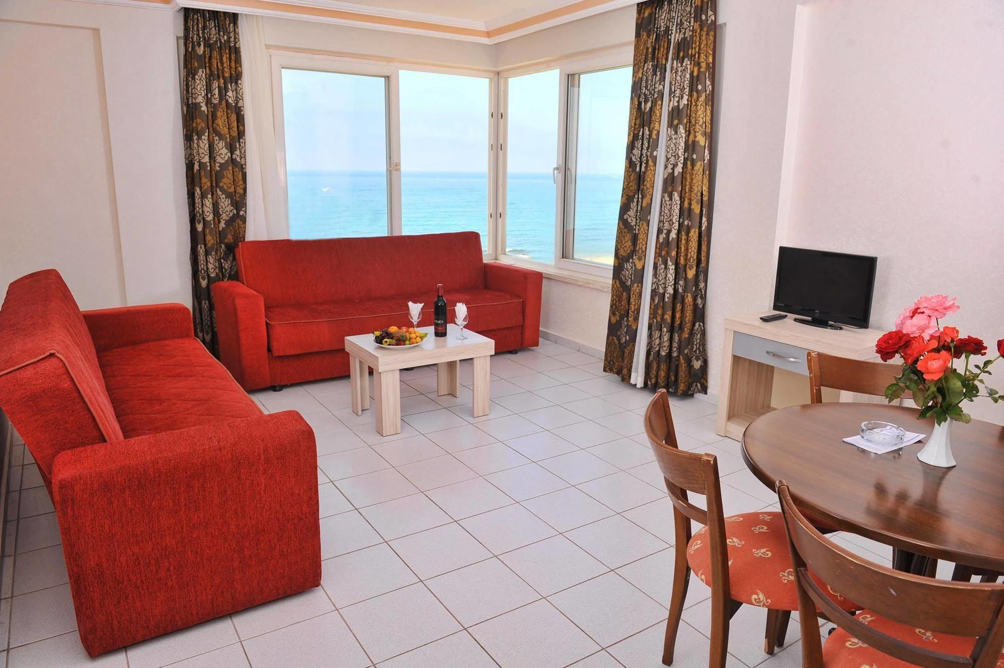 Grand Uysal Beach & Spa Hotel 阿拉尼亚 外观 照片