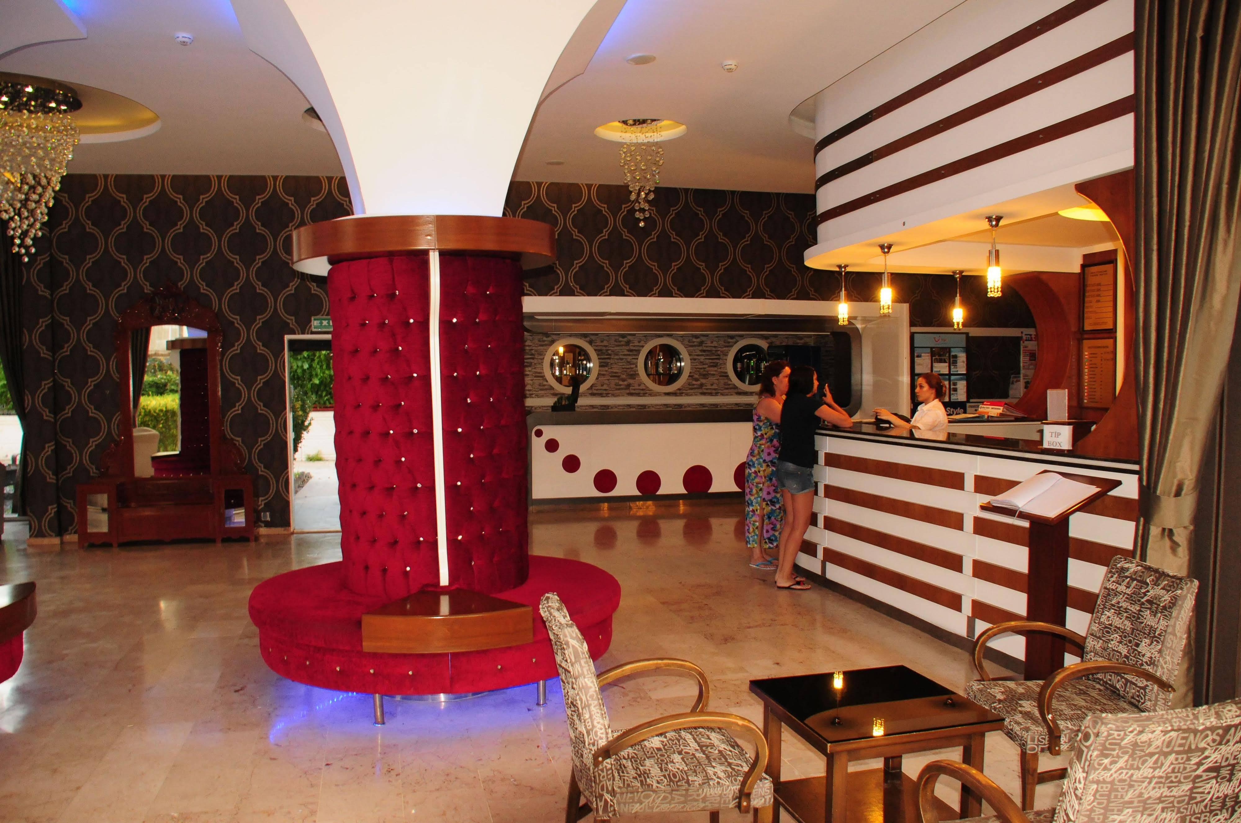 Grand Uysal Beach & Spa Hotel 阿拉尼亚 外观 照片